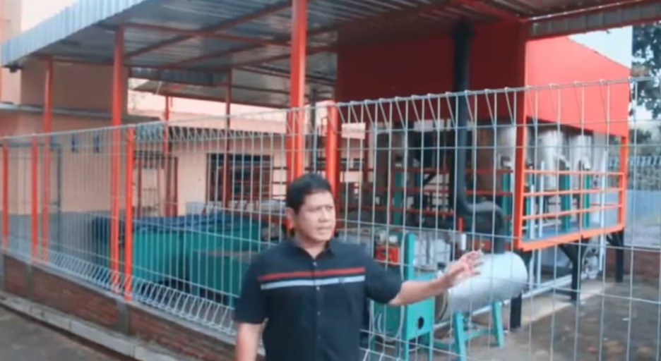 Dosen TRKI Sekolah Vokasi Undip Rakit Miniplant BioDiesel
