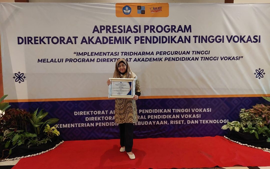 Dosen Vokasi Undip Raih Penghargaan Teliti Teh Hijau Bebas Kafein