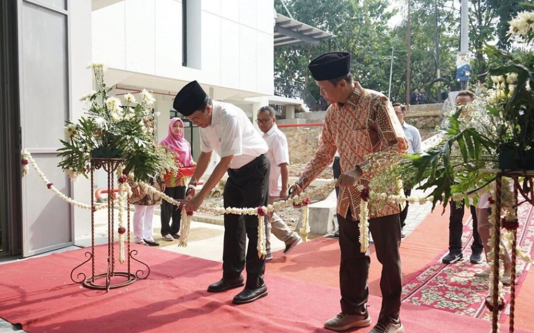 Peresmian Gedung Teaching Factory (TEFA) Sekolah Vokasi Undip