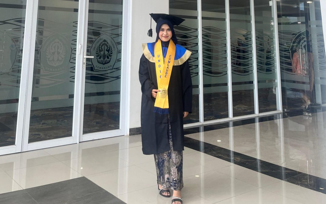 Syaikha, Wisudawan Cumlaude Teknologi Rekayasa Kimia Industri UNDIP, Sukses Dapat Tawaran Kerja dari 4 Perusahaan