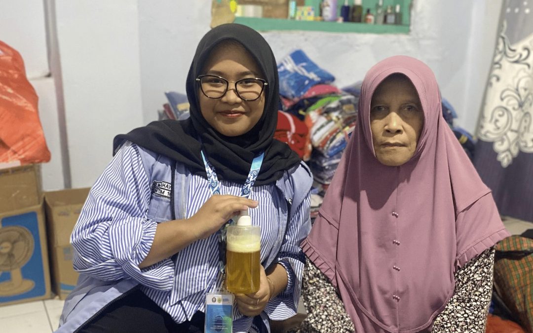 Inovasi Mahasiswa UNDIP: Hand Sanitizer Alami Dari Ekstrak Sereh Untuk Ibu PKK Kebondalem